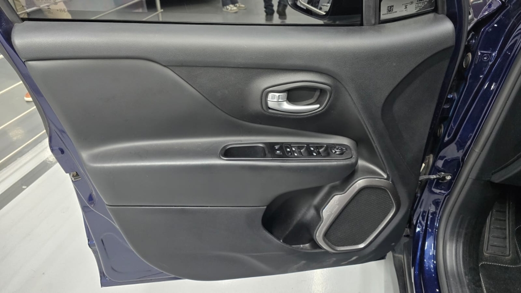 jeep renegade 1.3 t270 turbo flex longitude at6 4p automatico 20248