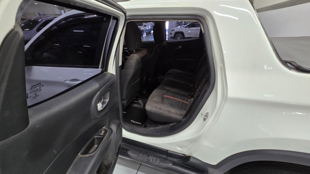 fiat toro 1.8 16v evo flex freedom at6 4p automatico 202012