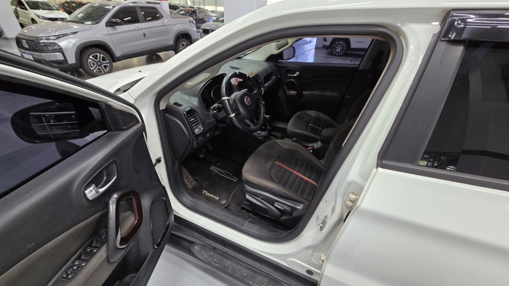 fiat toro 1.8 16v evo flex freedom at6 4p automatico 20206