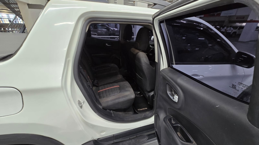 fiat toro 1.8 16v evo flex freedom at6 4p automatico 202011