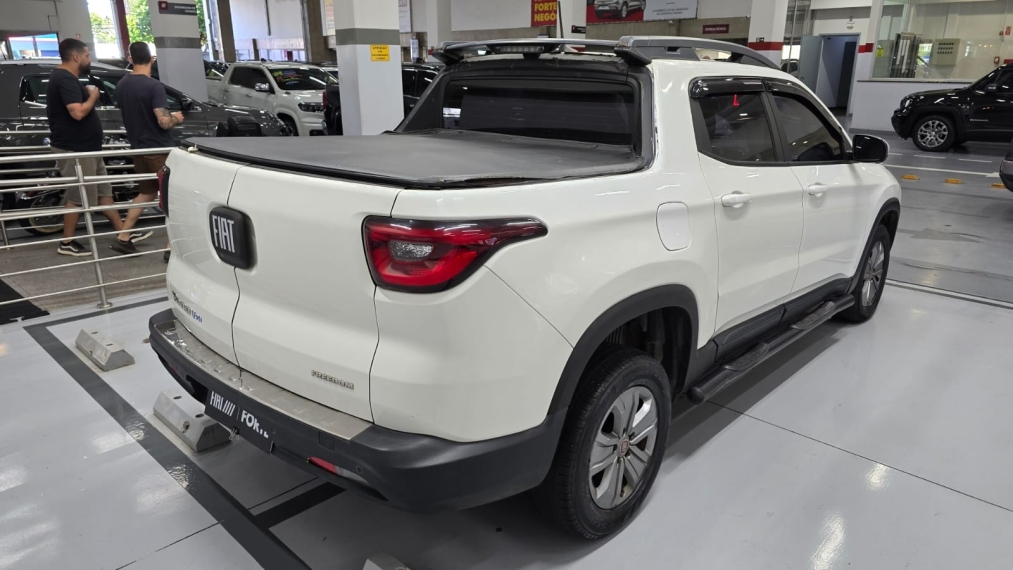 fiat toro 1.8 16v evo flex freedom at6 4p automatico 202014