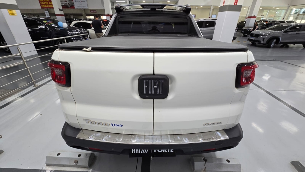 fiat toro 1.8 16v evo flex freedom at6 4p automatico 202015