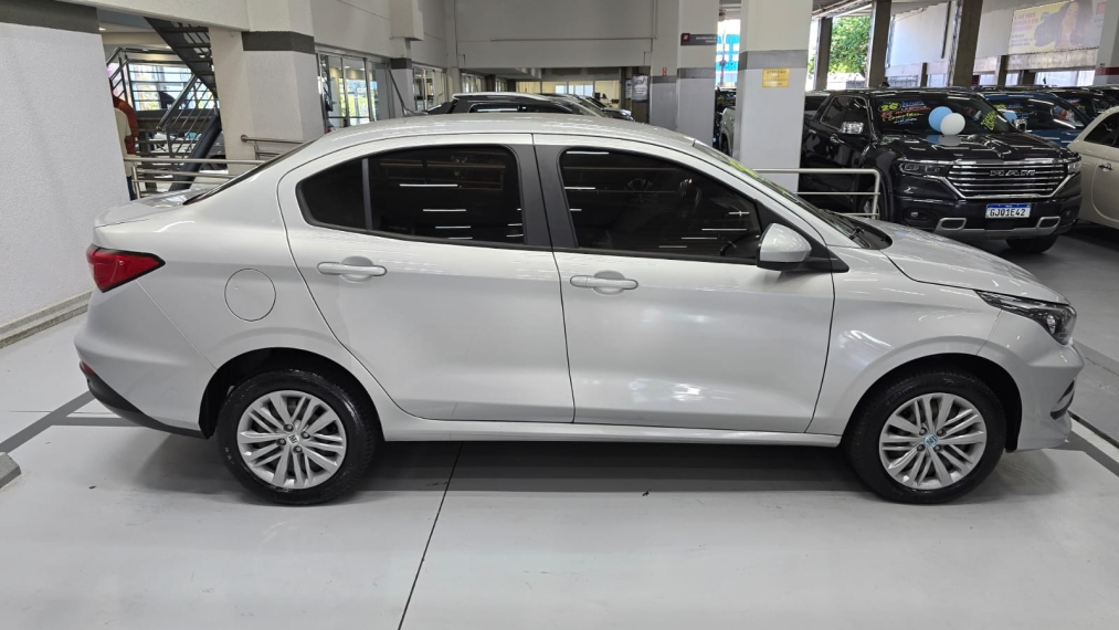 fiat cronos 1.3 firefly flex drive cvt 4p automatico 20234