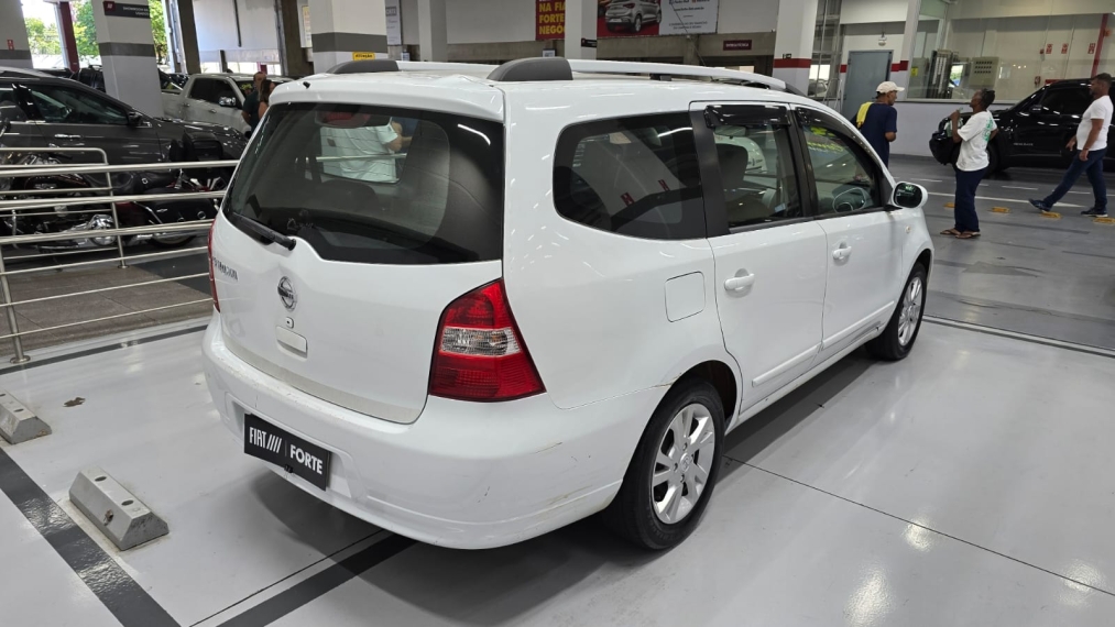 nissan grand livina 1.8 sl 16v flex 4p automatico 201413
