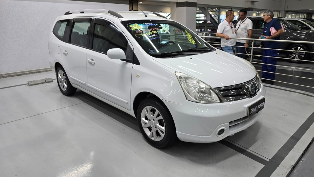 nissan grand livina 1.8 sl 16v flex 4p automatico 20143