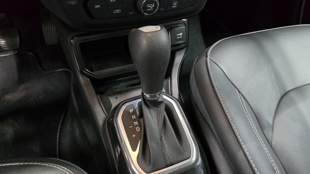 jeep renegade 1.3 t270 turbo flex longitude at6 4p automatico 20227