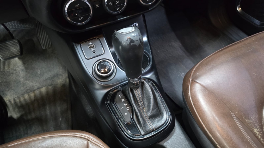 fiat toro 2.0 16v turbo diesel ranch 4wd at9 4p automatico 20197