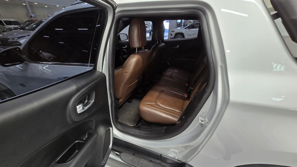 fiat toro 2.0 16v turbo diesel ranch 4wd at9 4p automatico 201912