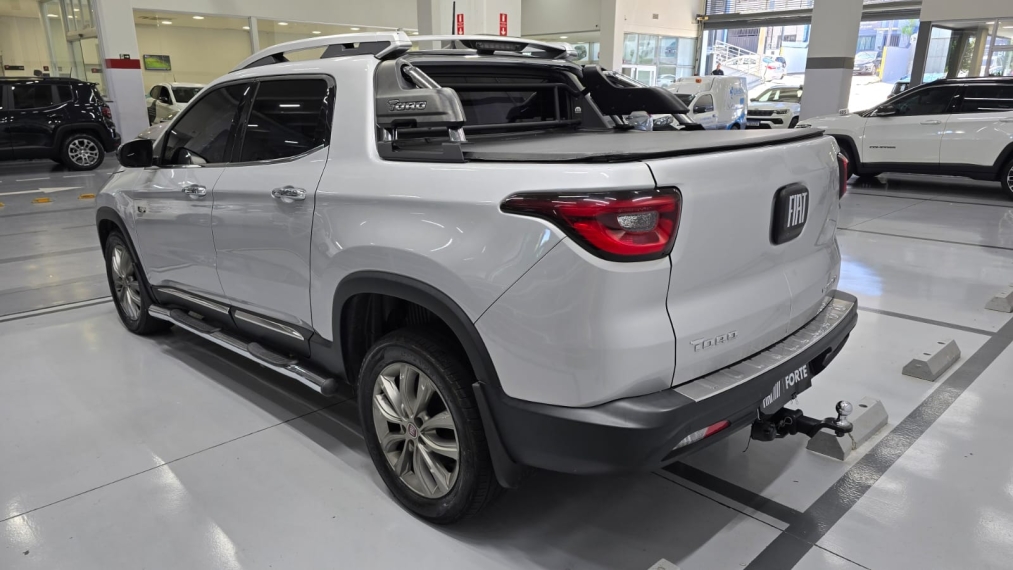 fiat toro 2.0 16v turbo diesel ranch 4wd at9 4p automatico 201916