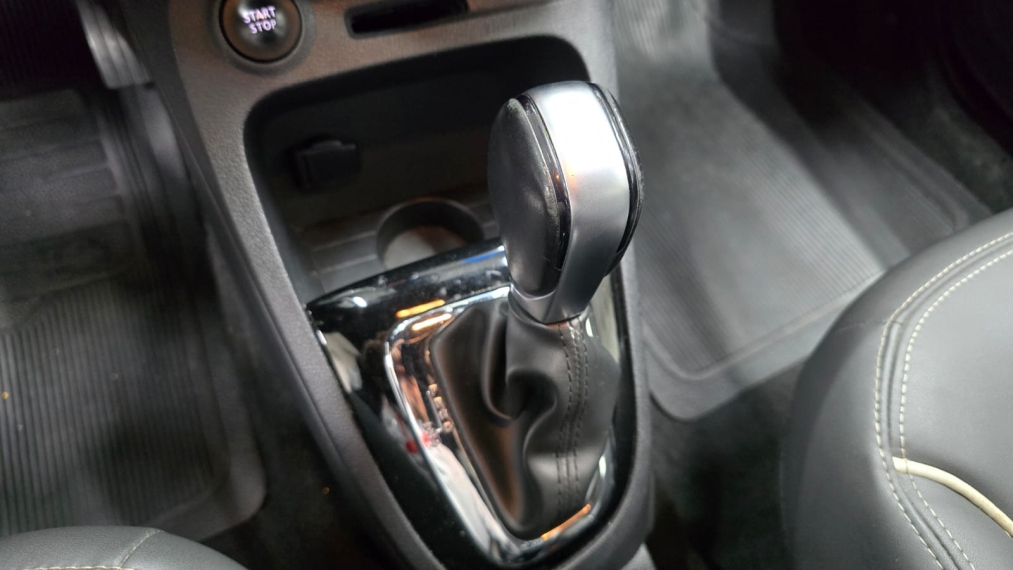 renault captur 2.0 16v hi-flex intense automatico flex 4p 20207