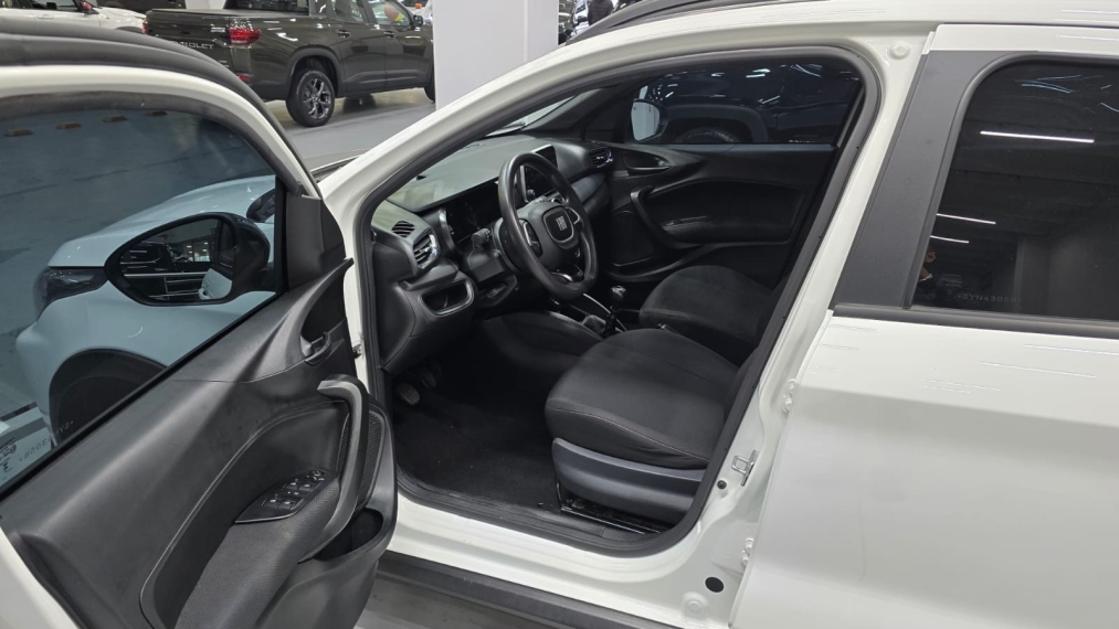 fiat argo 1.3 firefly flex trekking manual 4p 20256
