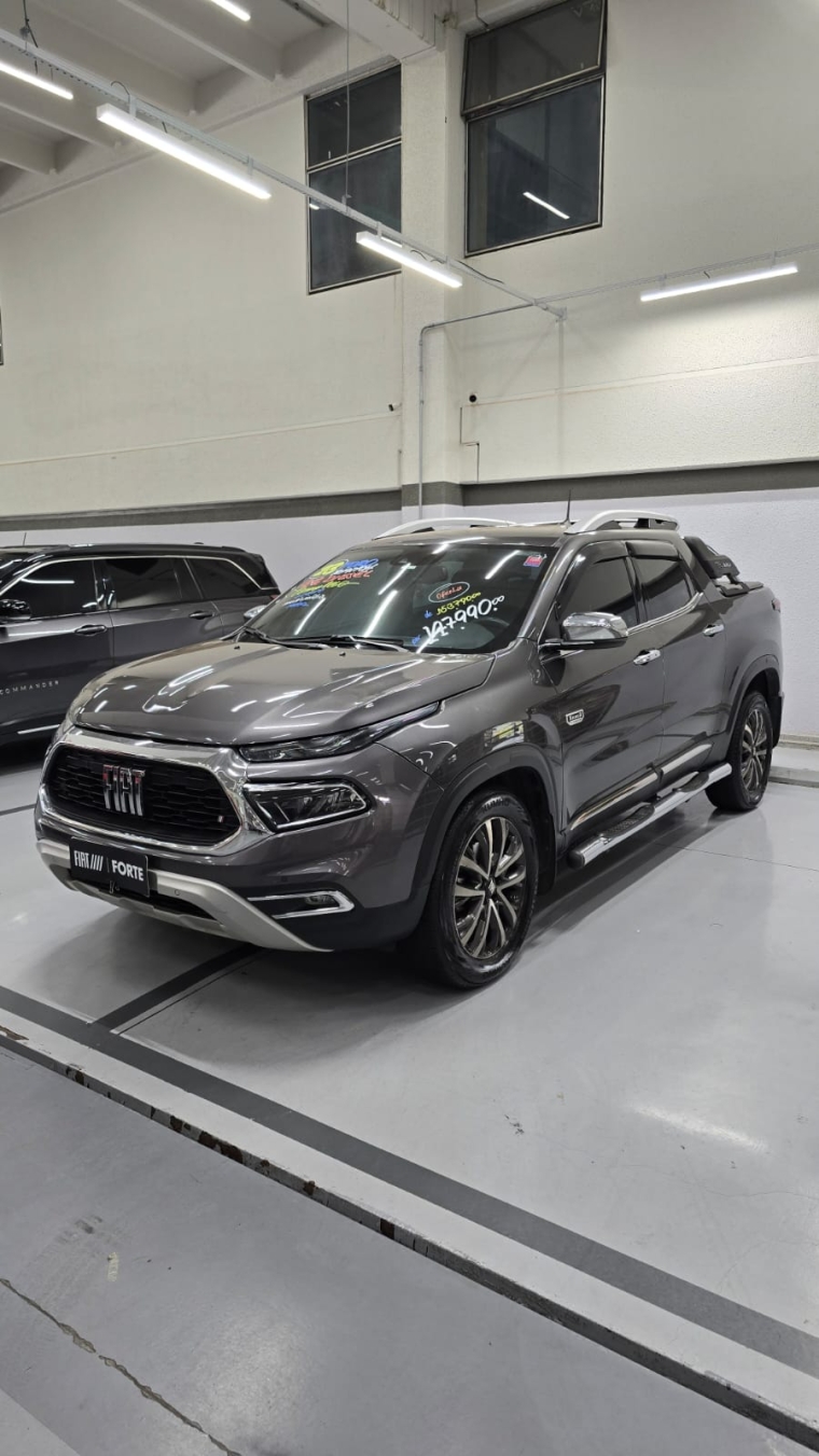 fiat toro 2.0 16v turbo diesel ranch 4wd at9 4p automatico 2023