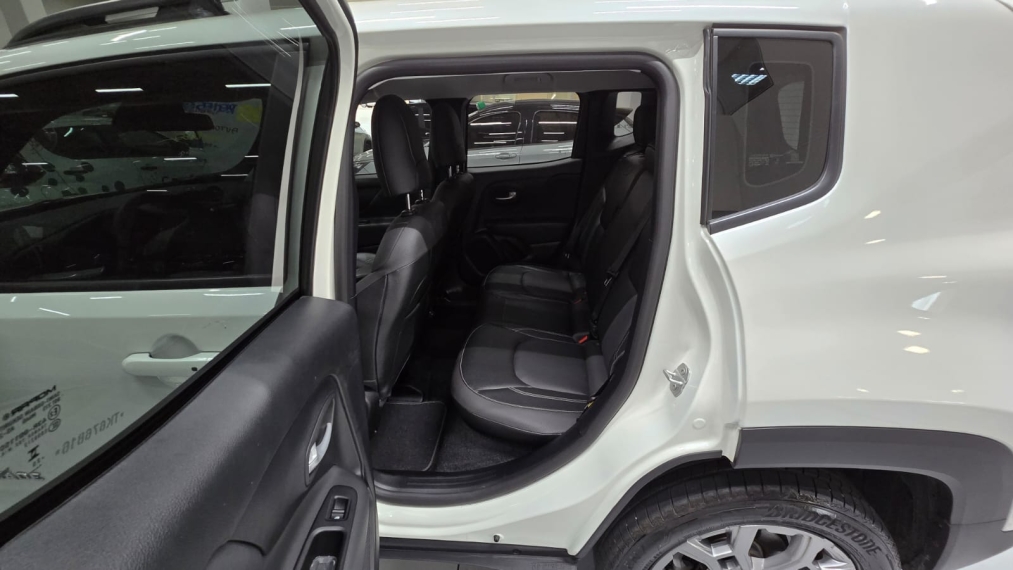 jeep renegade 1.3 t270 turbo flex longitude at6 4p automatico 202612
