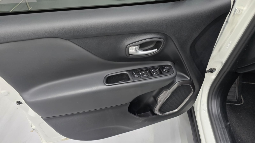 jeep renegade 1.3 t270 turbo flex longitude at6 4p automatico 20269