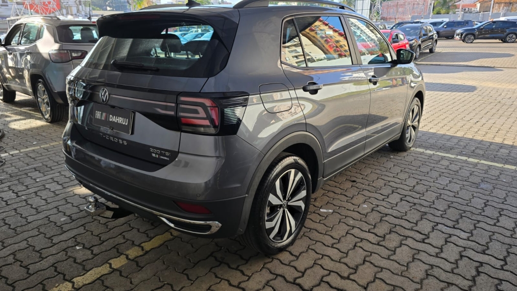 volkswagen t-cross 1.0 200 tsi total flex comfortline automatico 4p 202413