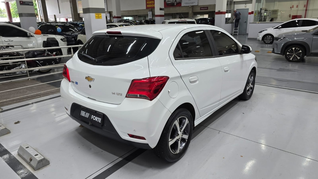 chevrolet onix 1.4 mpfi ltz 8v flex 4p manual 201813
