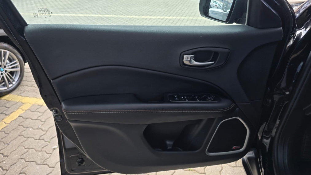 jeep compass 2.0 16v flex longitude automatico 4p 20219