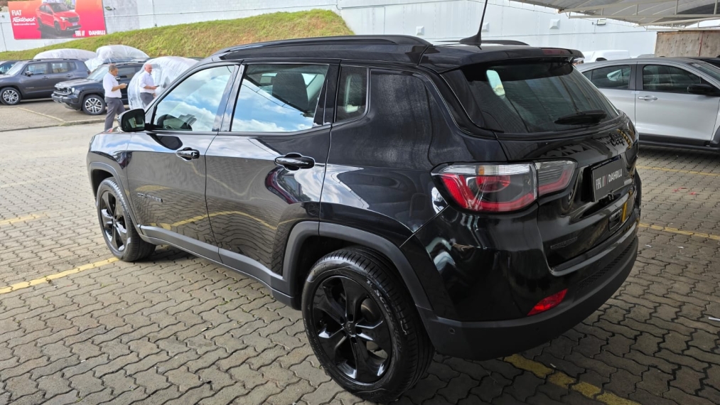 jeep compass 2.0 16v flex longitude automatico 4p 202114