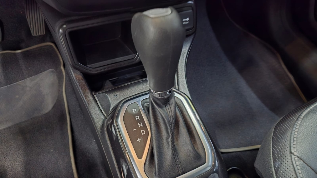 jeep renegade 1.3 t270 turbo flex longitude at6 4p automatico 20227