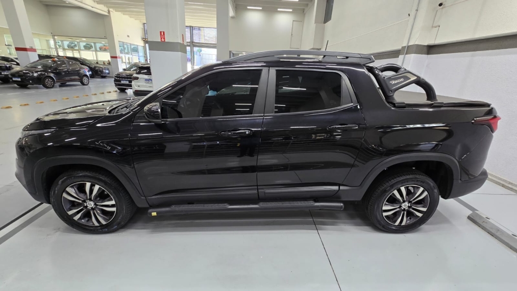 fiat toro 1.3 turbo 270 flex freedom at6 4p automatico 20225