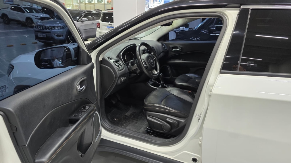 jeep compass 2.0 16v flex longitude automatico 4p 20216