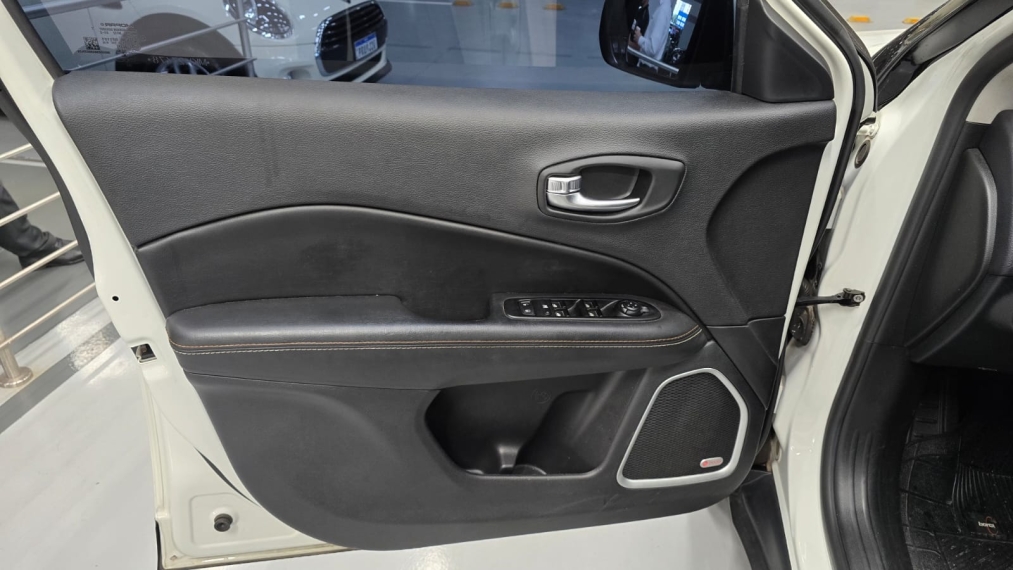 jeep compass 2.0 16v flex longitude automatico 4p 20219
