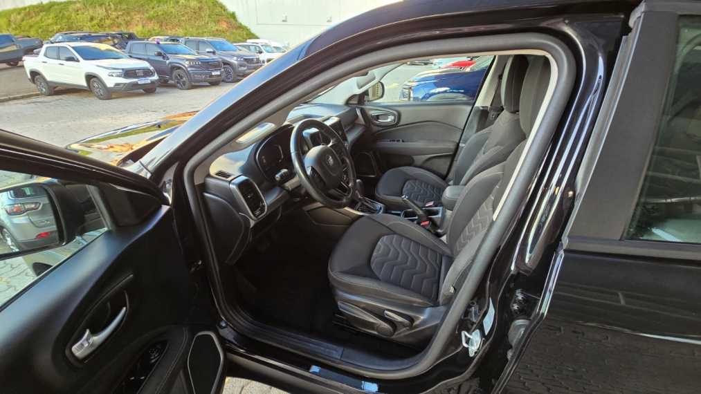 fiat toro 1.3 turbo 270 flex freedom at6 4p automatico 20226