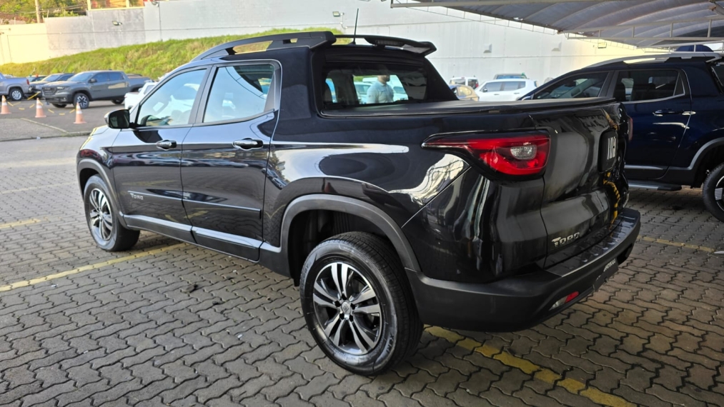 fiat toro 1.3 turbo 270 flex freedom at6 4p automatico 202215