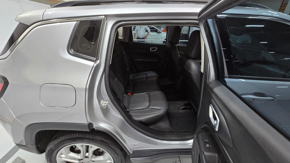 jeep compass 1.3 t270 turbo flex longitude at6 4p automatico 202210