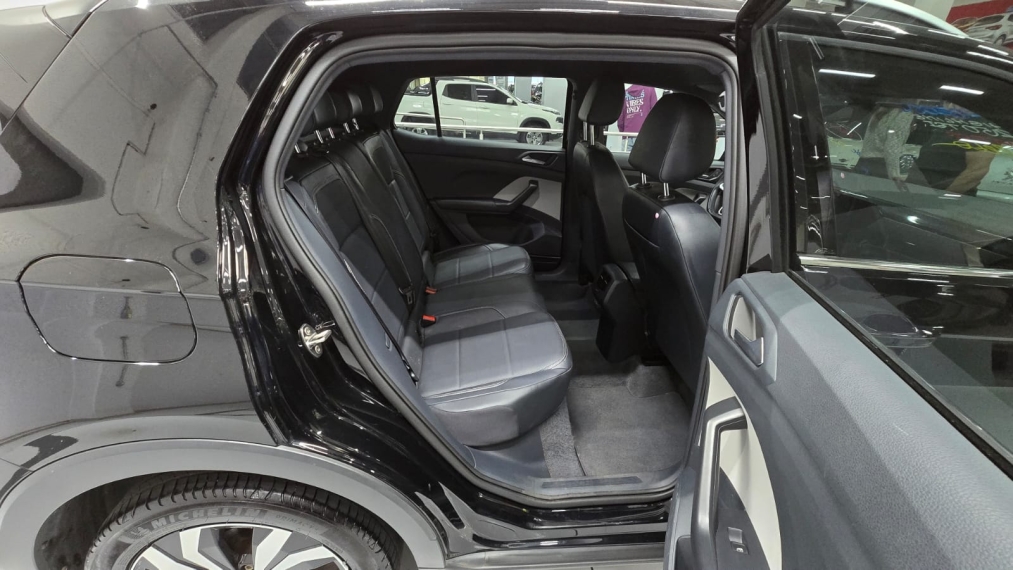 volkswagen t-cross 1.4 250 tsi total flex highline automatico 4p 202211