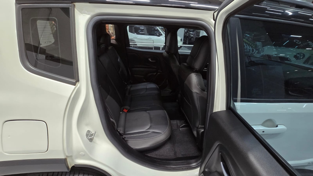 jeep renegade 1.3 t270 turbo flex s 4x4 at9 4p automatico 202211