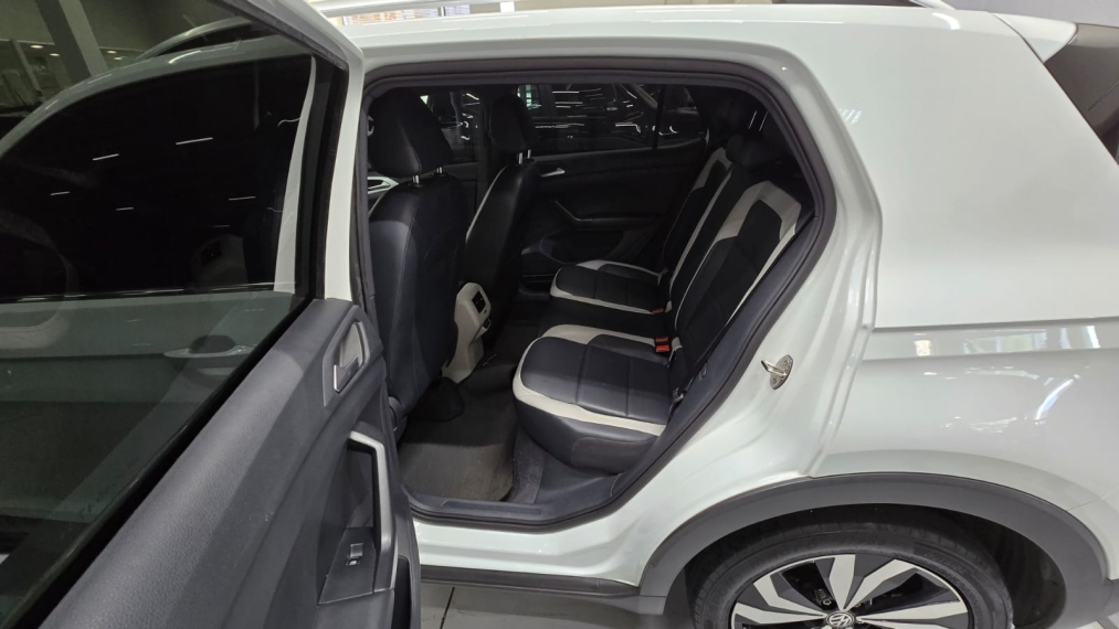 volkswagen t-cross 1.4 250 tsi total flex highline automatico 4p 202112