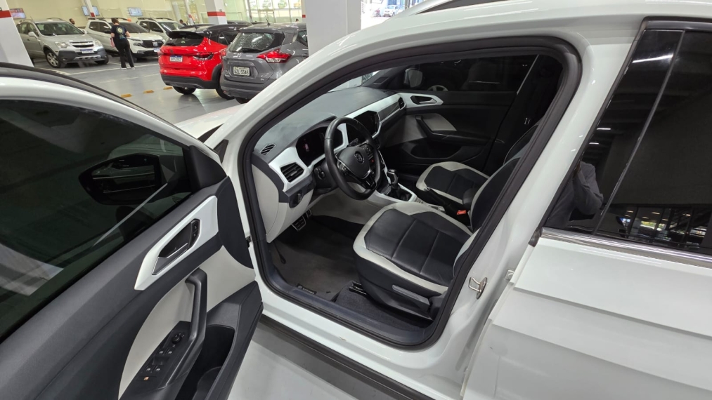 volkswagen t-cross 1.4 250 tsi total flex highline automatico 4p 20216