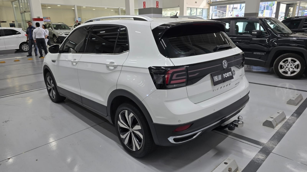 volkswagen t-cross 1.4 250 tsi total flex highline automatico 4p 202115