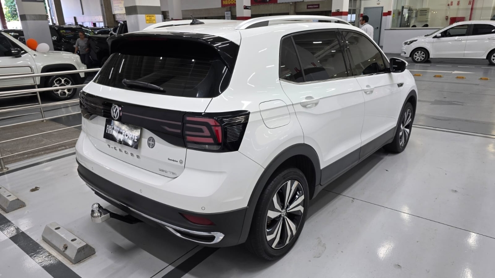 volkswagen t-cross 1.4 250 tsi total flex highline automatico 4p 202113