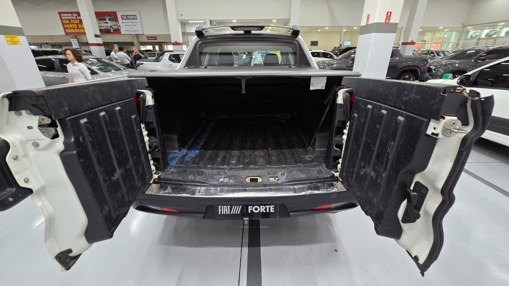 fiat toro 1.8 16v evo flex freedom at6 4p automatico 202016