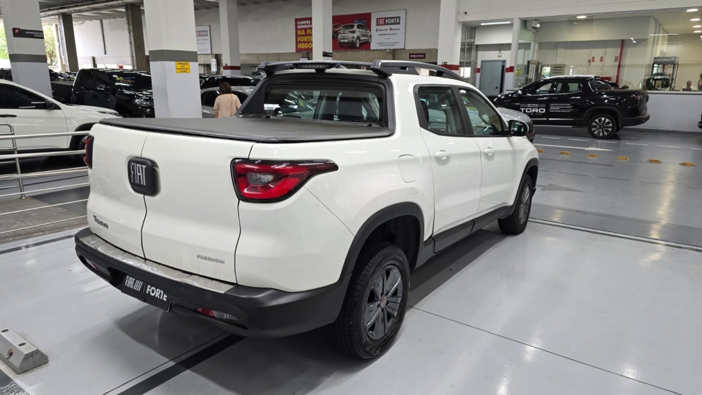 fiat toro 1.8 16v evo flex freedom at6 4p automatico 202013