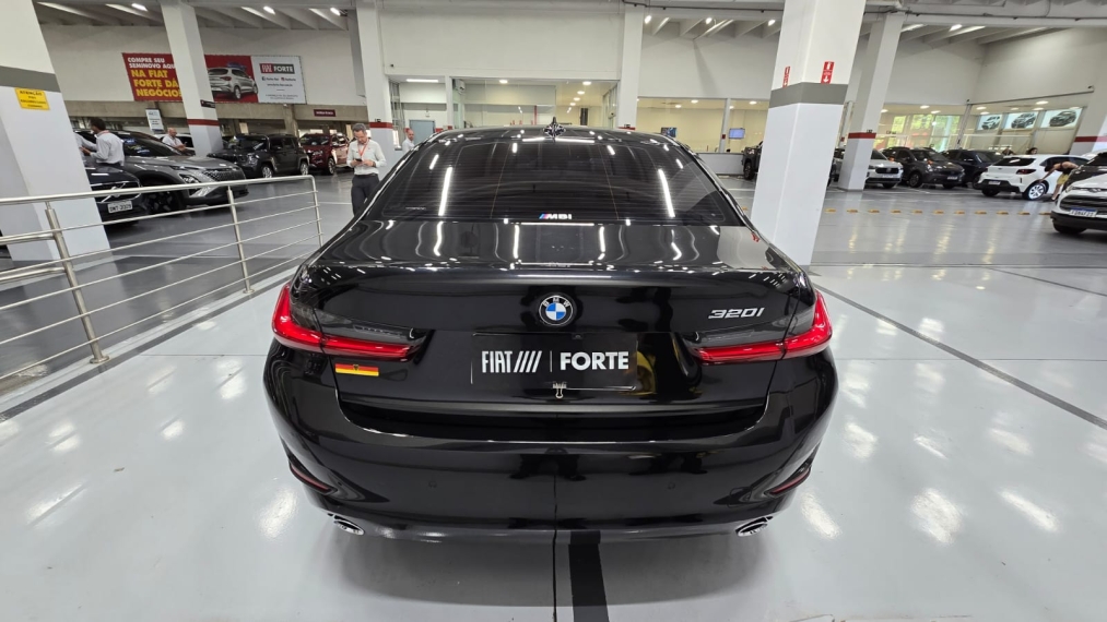 bmw 320i 2.0 16v turbo gasolina gp automatico 4p 202114