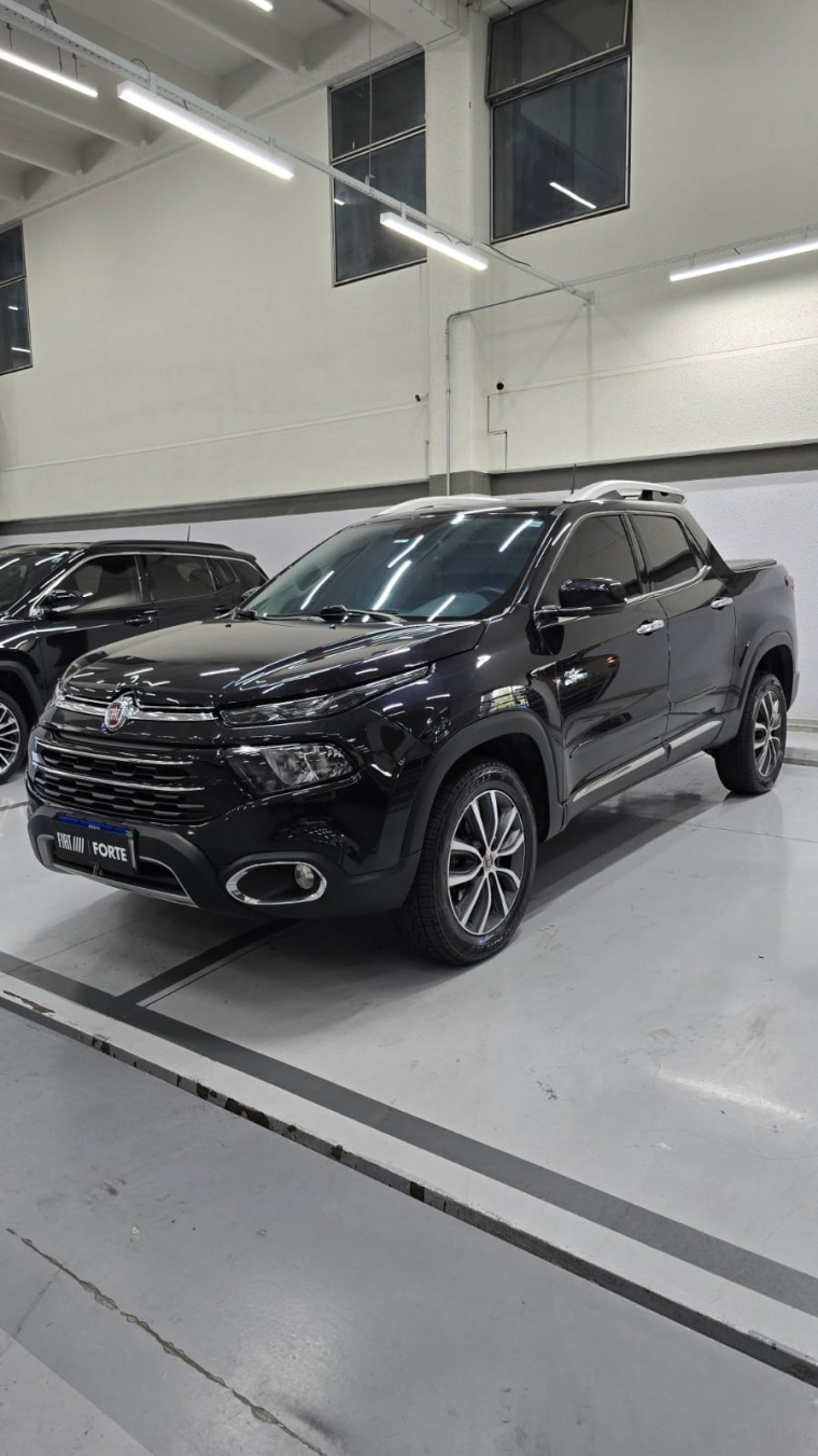 fiat toro 2.0 16v turbo diesel volcano 4wd at9 4p automatico 2021
