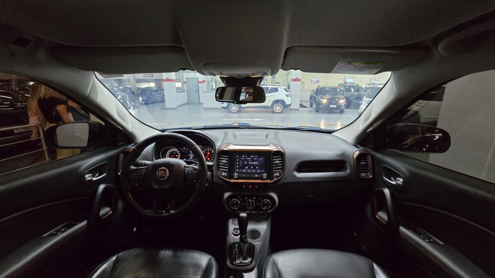 fiat toro 2.0 16v turbo diesel volcano 4wd at9 4p automatico 202110
