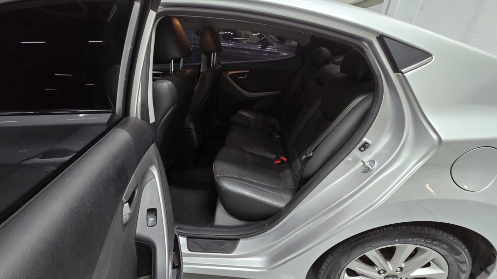 hyundai elantra 2.0 gls 16v flex 4p automatico 201612