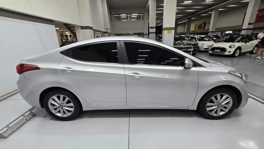 hyundai elantra 2.0 gls 16v flex 4p automatico 20164