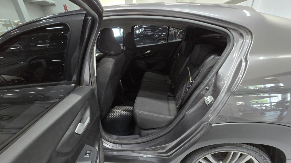 fiat fastback 1.0 turbo 200 flex cvt 4p manual 202412