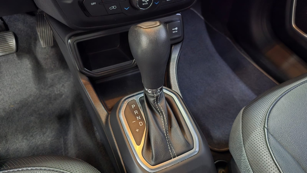 jeep renegade 1.8 16v flex longitude 4p automatico 20217