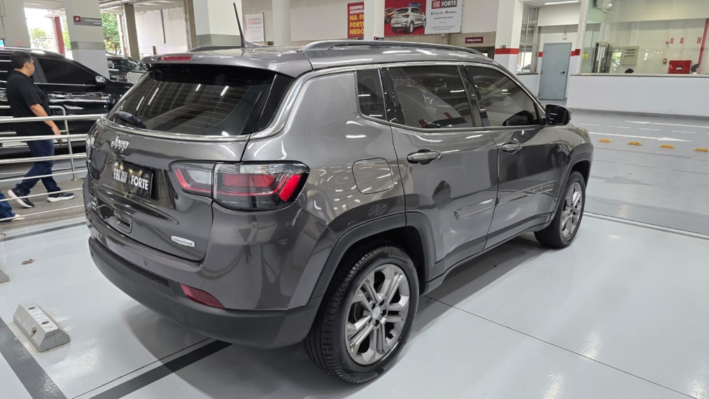jeep compass 1.3 t270 turbo flex longitude at6 4p automatico 202313