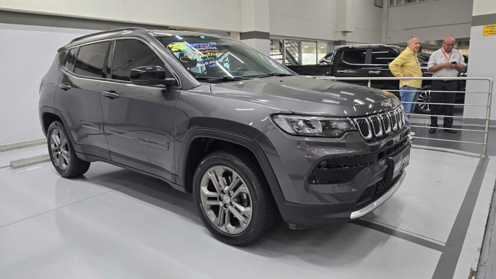 jeep compass 1.3 t270 turbo flex longitude at6 4p automatico 20233