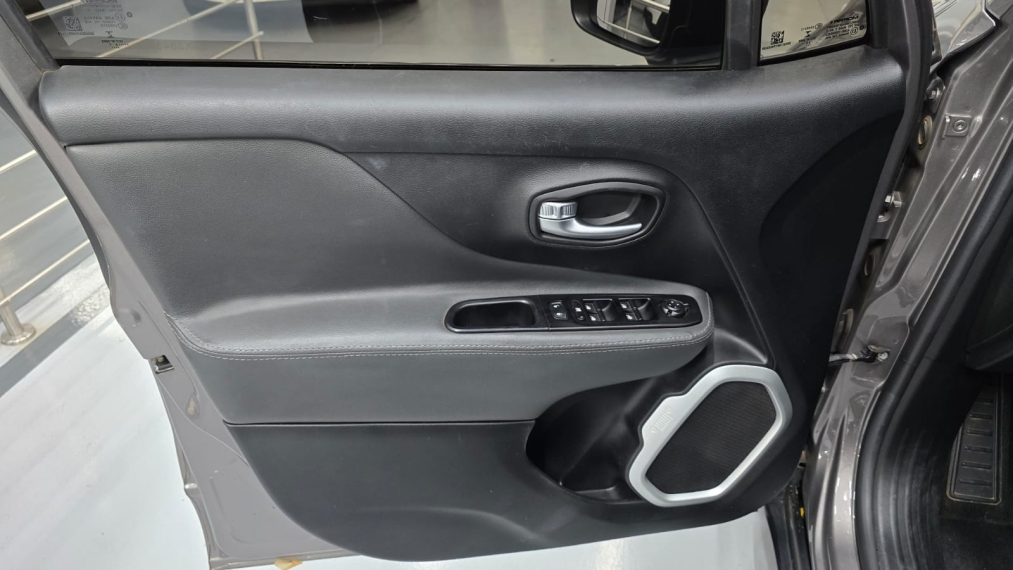 jeep renegade 1.8 16v flex 4p automatico 20219