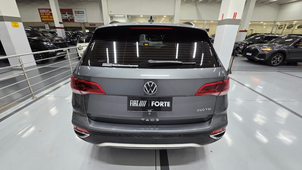 volkswagen taos 1.4 250 tsi total flex comfortline automatico 4p 202314