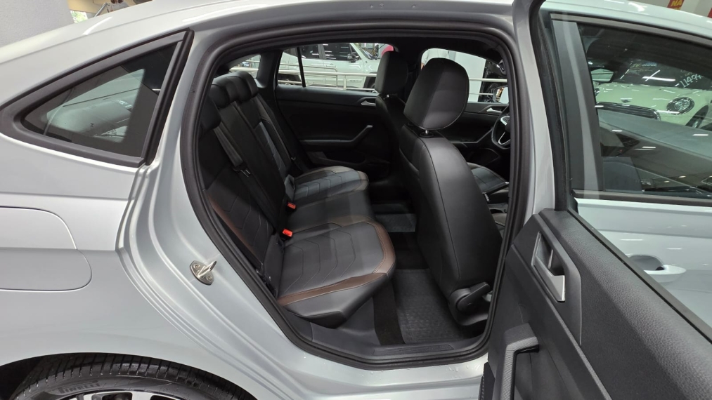 volkswagen virtus 1.0 200 tsi highline automatico flex 4p 202611