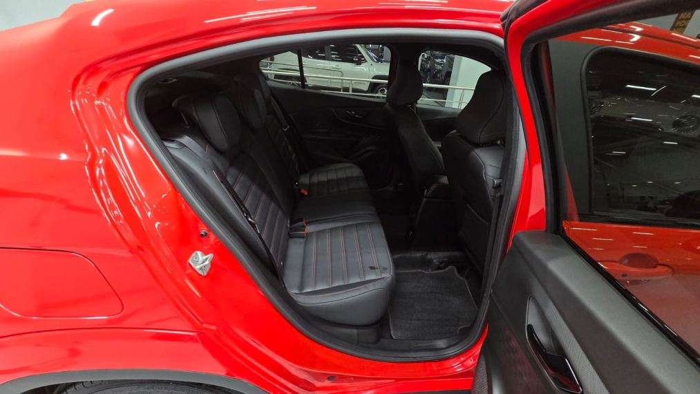 fiat fastback 1.3 turbo 270 flex abarth at6 4p automatico 202511